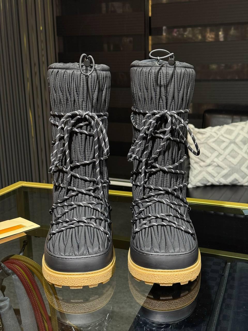 Miu Miu Uzun Kar Botu Siyah - Glimmer of Luxury