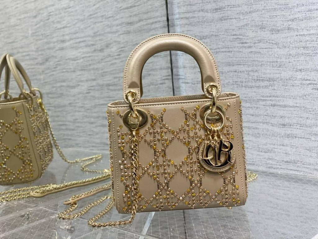 Christian Dior Mini Lady Sınırlı Sürüm - Glimmer of Luxury