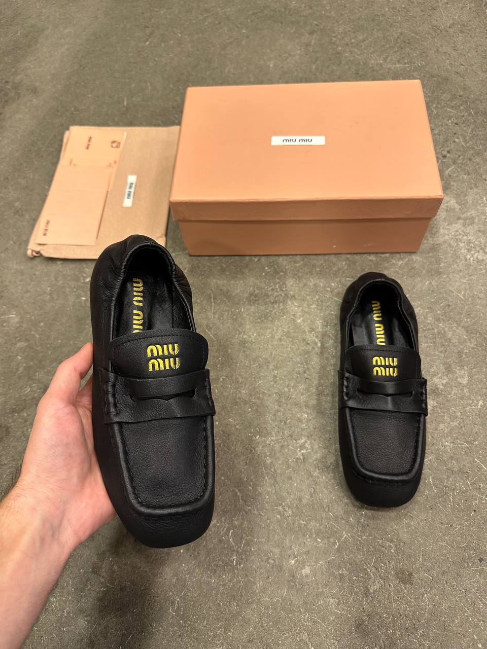 Miu Miu Nappa Deri Loaferler - Glimmer of Luxury