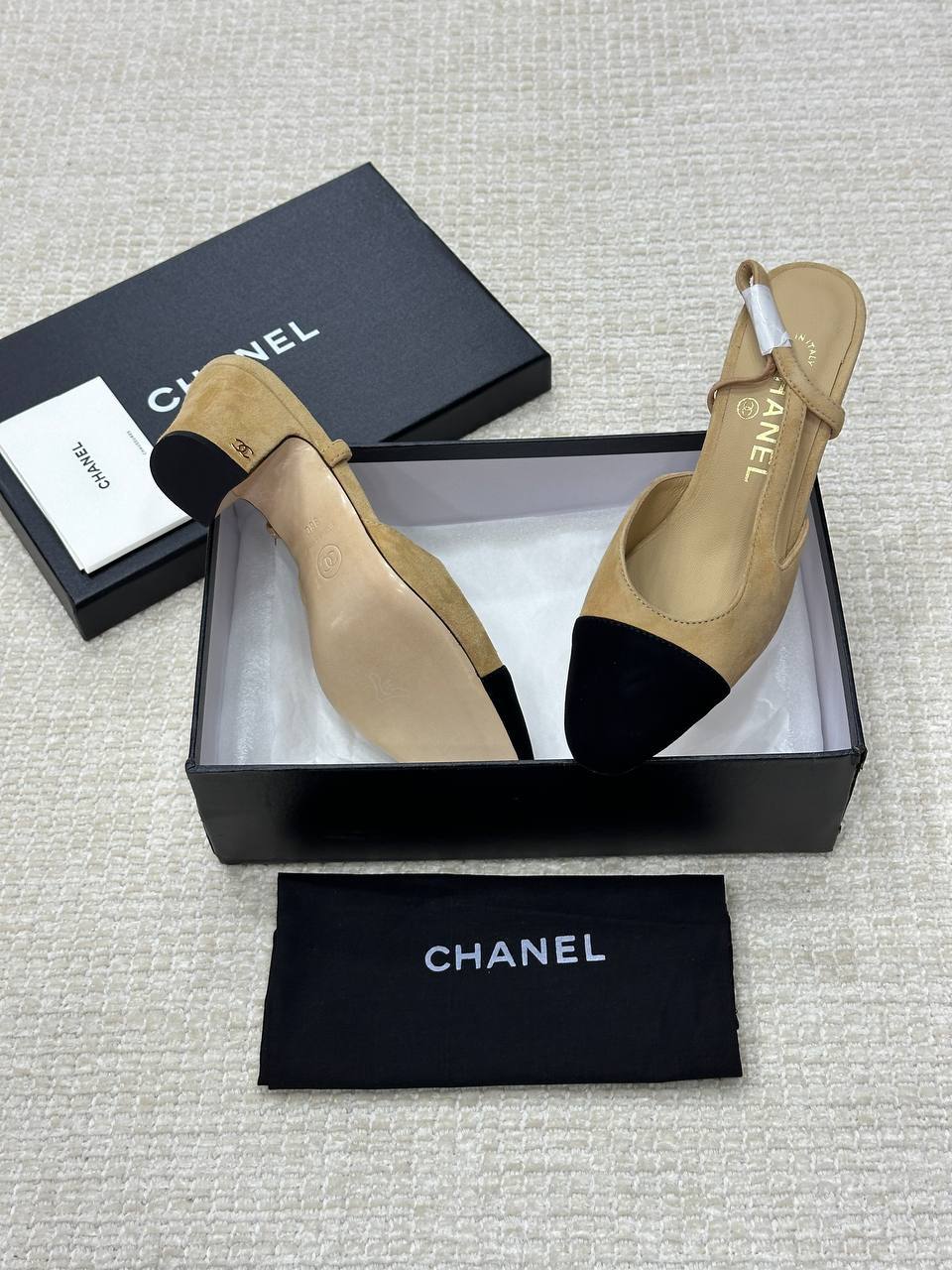 Chanel Patent Leather Closed Toe CC Slingback Shoes 2025