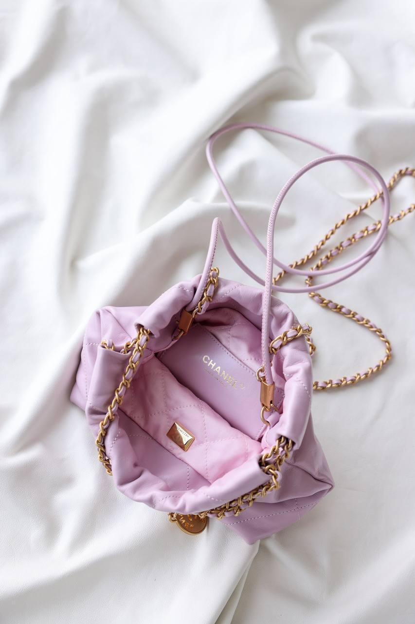 Chanel 22 Mini Çanta - Glimmer of Luxury
