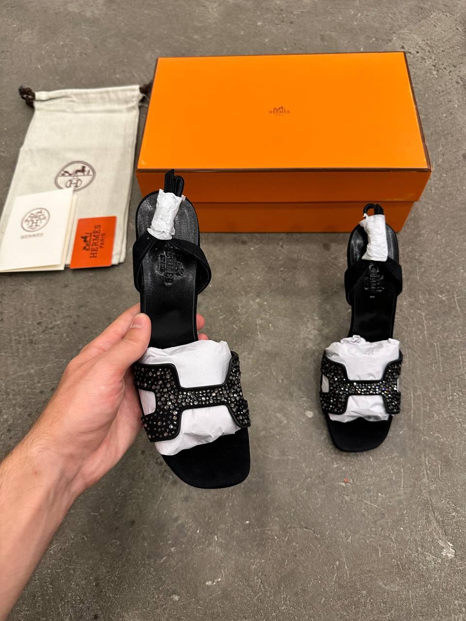 Hermes Ella 105 Sandal - Glimmer of Luxury