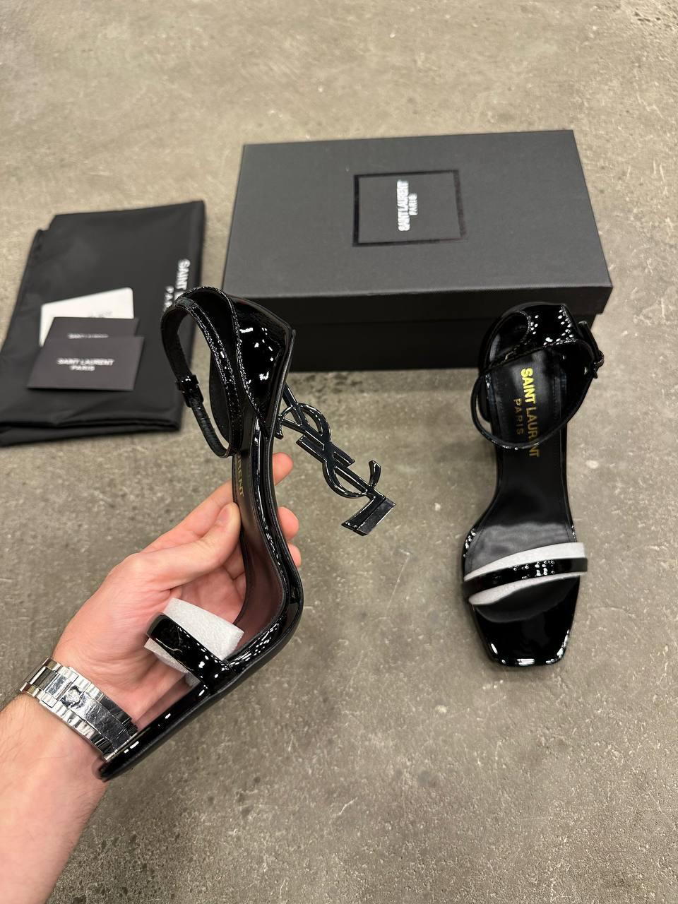 Saint Laurent Opyum Patenti̇ Deri̇ Sandaletler - Glimmer of Luxury