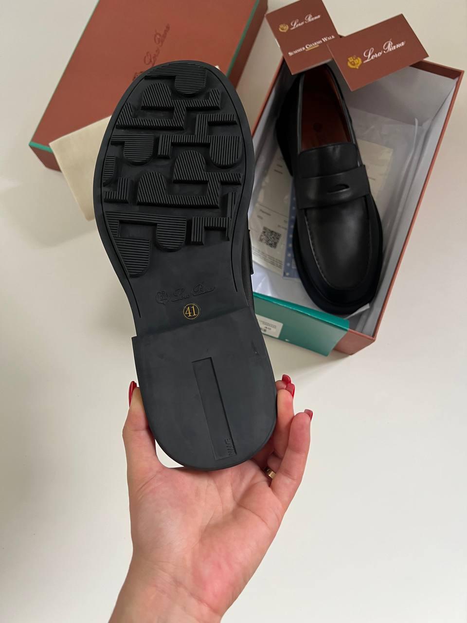 Loro Piana Siyah Loafer - Glimmer of Luxury