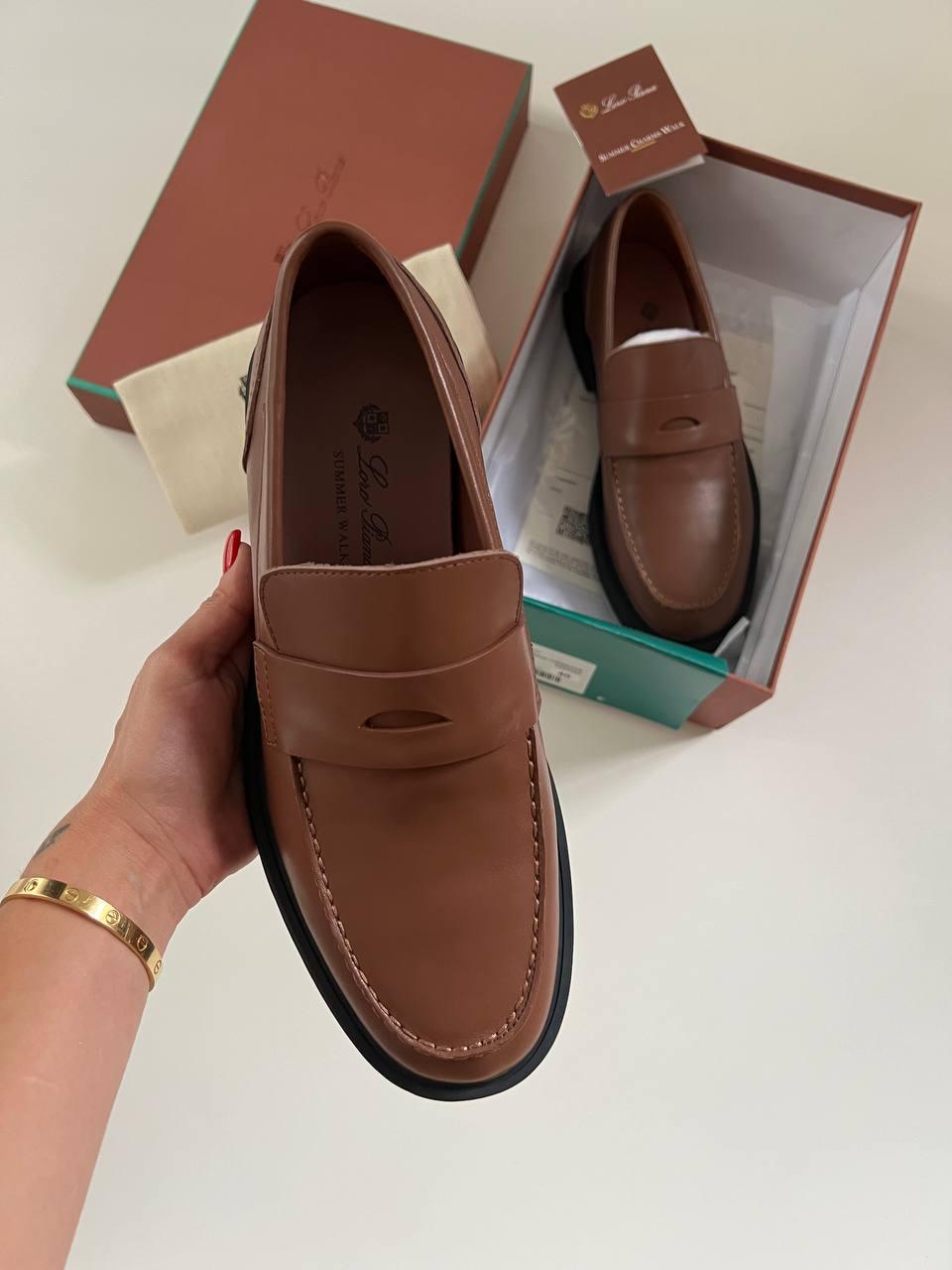 Loro Piana Kahverengi Loafer - Glimmer of Luxury