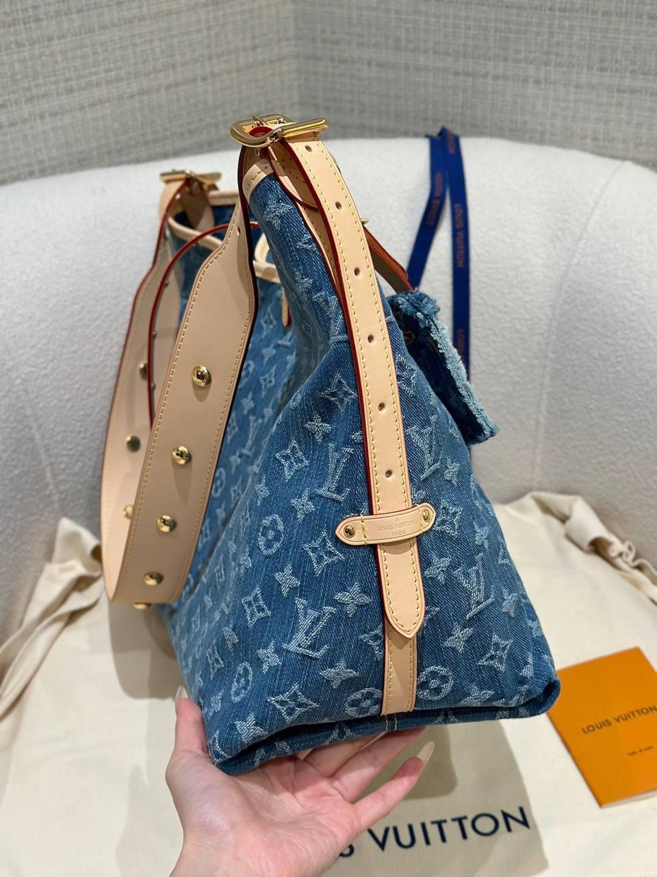 Louis Vuitton Carry All MM Kot - Glimmer of Luxury