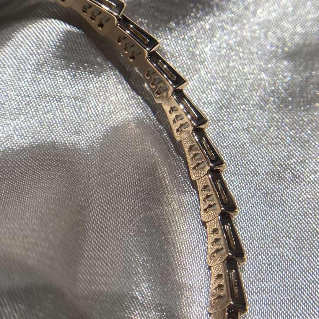 BVLGARI 18 Ayar Altın Pırlanta Bileklik - Glimmer of Luxury