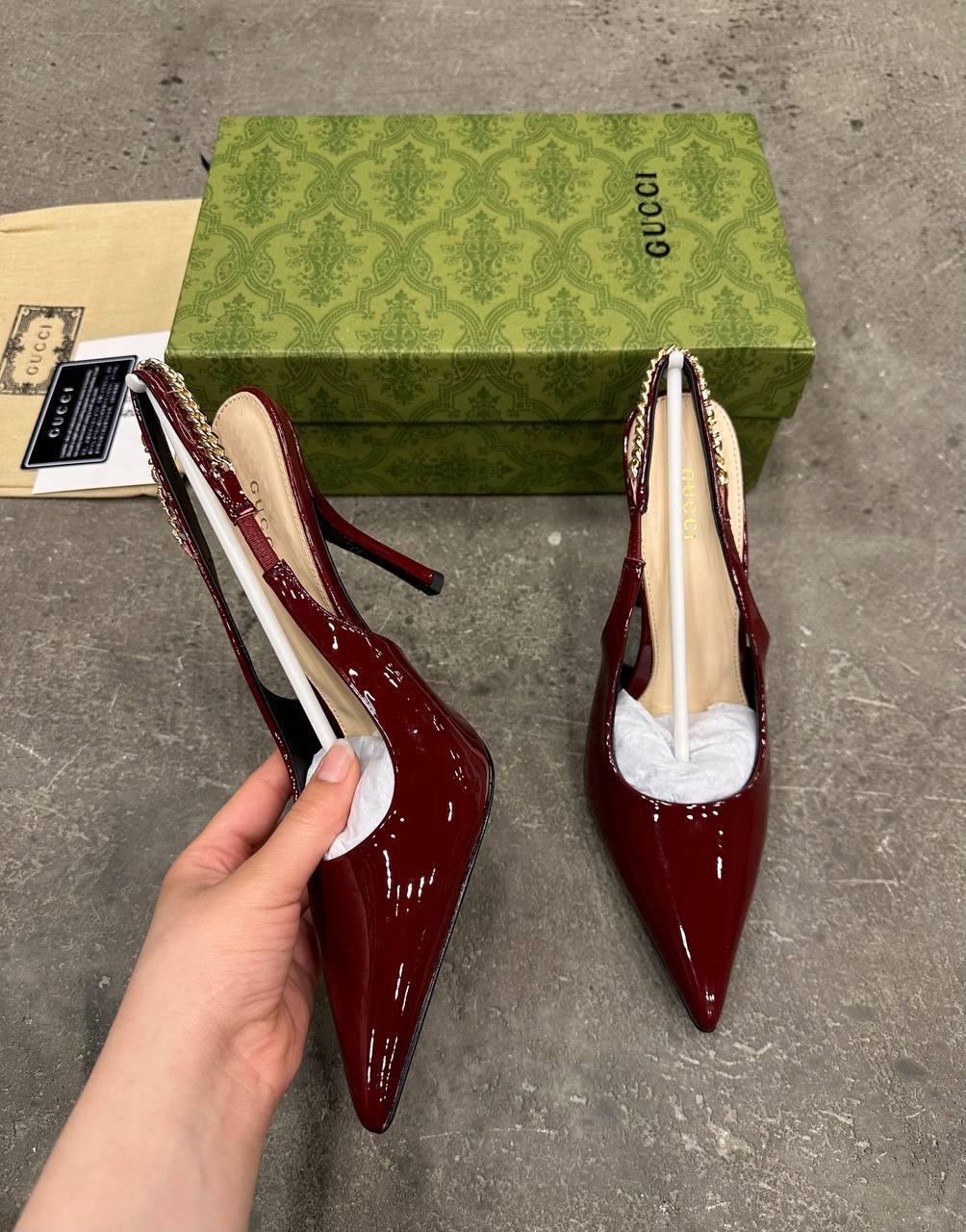 Gucci Signoria Askılı Topuklu Ayakkabı - Glimmer of Luxury