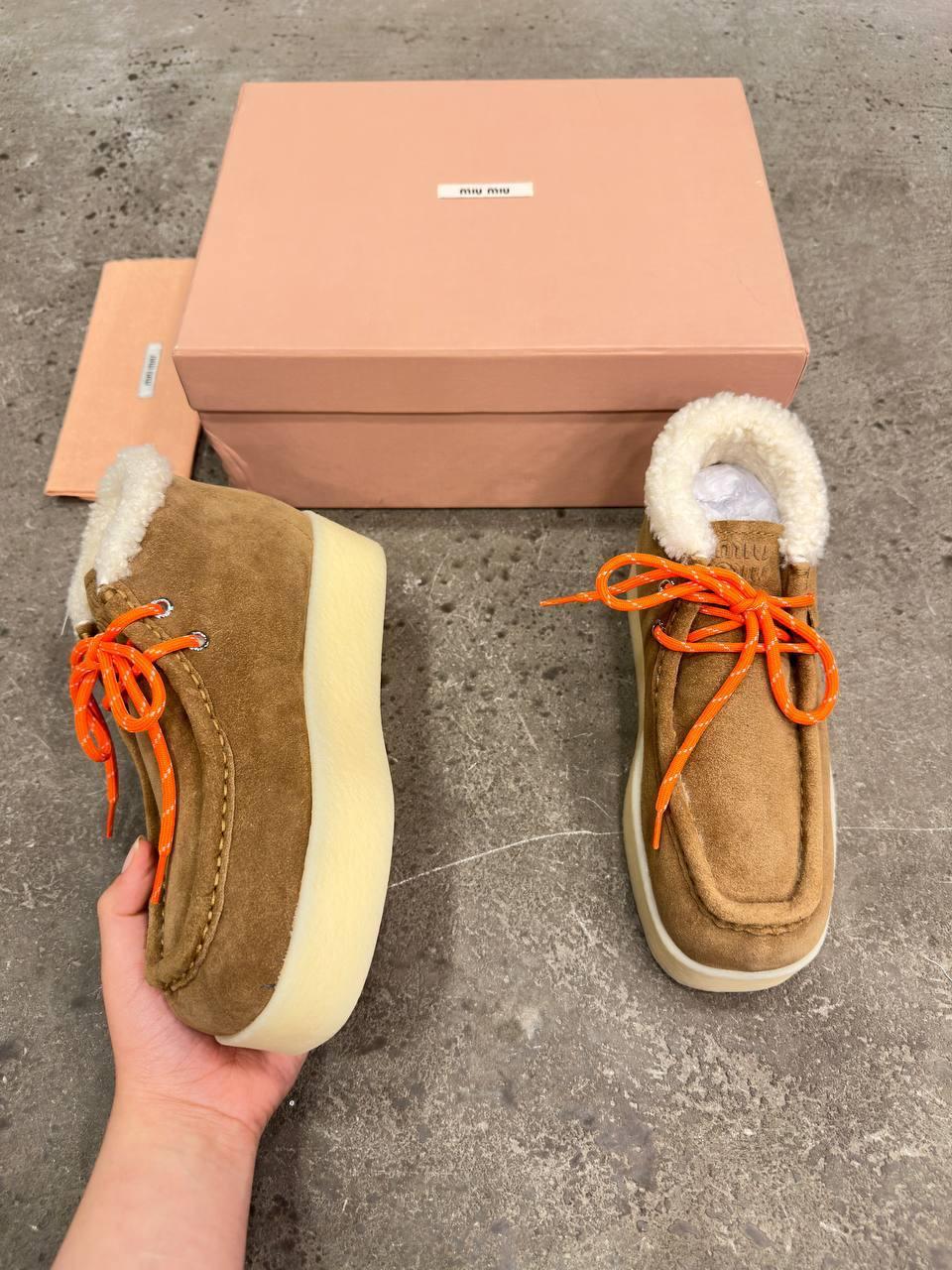 Miu Miu Süet Kürklü Bot - Glimmer of Luxury