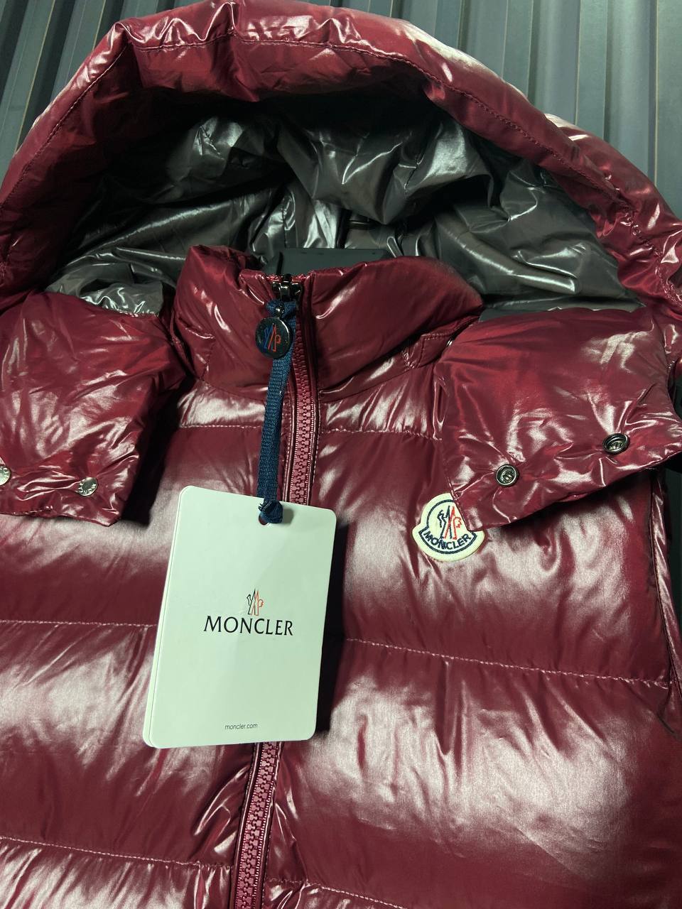 Moncler Kaz Tüyü Dolgulu Yelek - Glimmer of Luxury