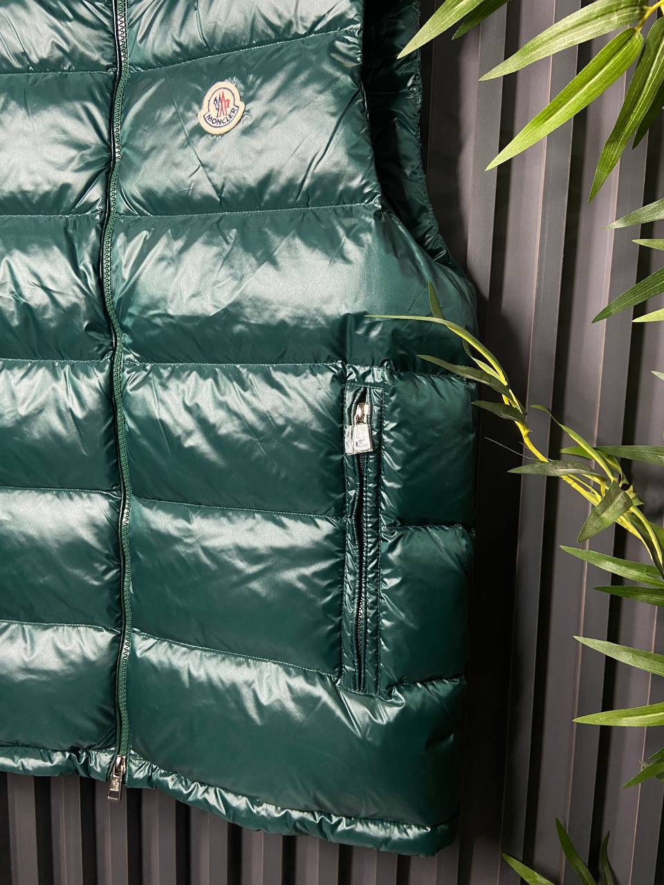Moncler Kaz Tüyü Dolgulu Yelek - Glimmer of Luxury
