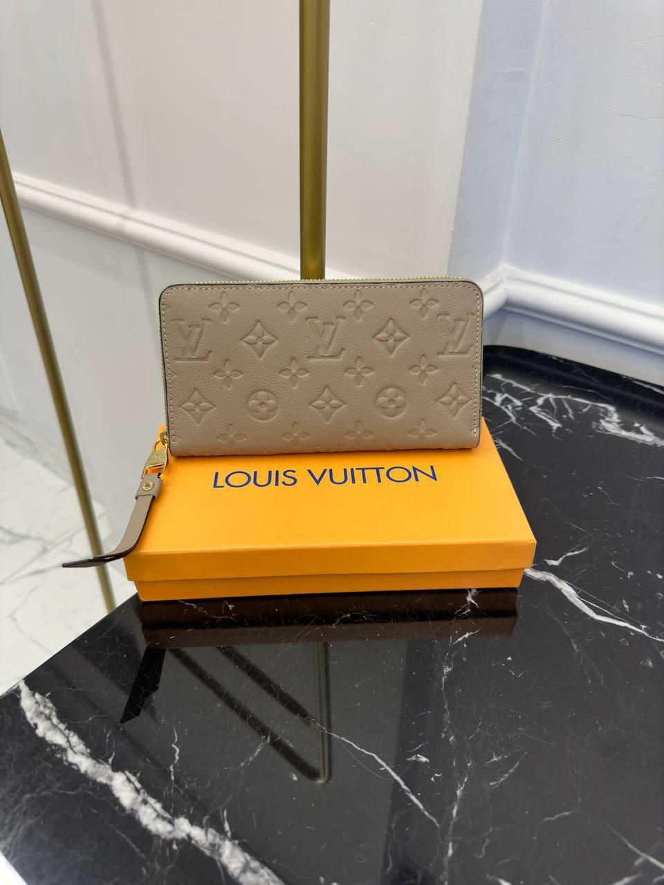 Louis Vuitton Zippy Cüzdan - Glimmer of Luxury