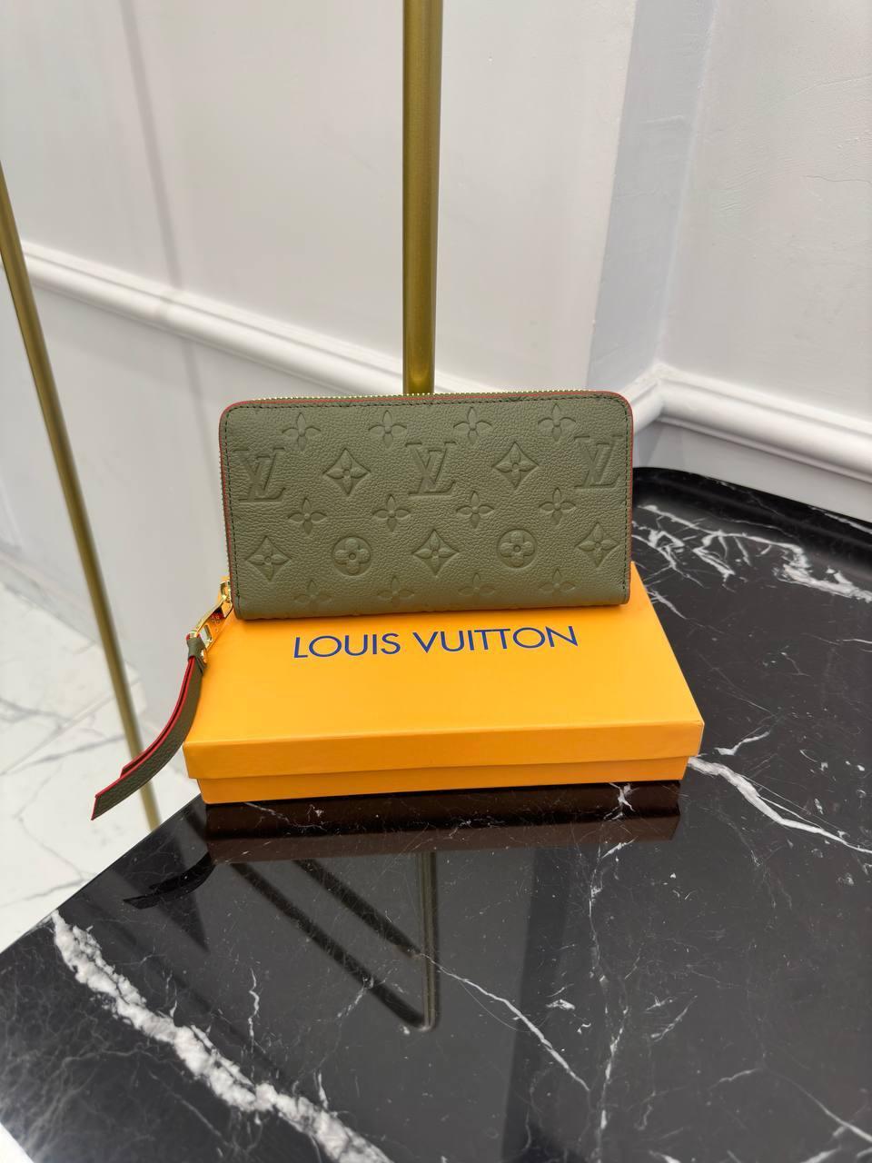 Louis Vuitton Zippy Cüzdan - Glimmer of Luxury