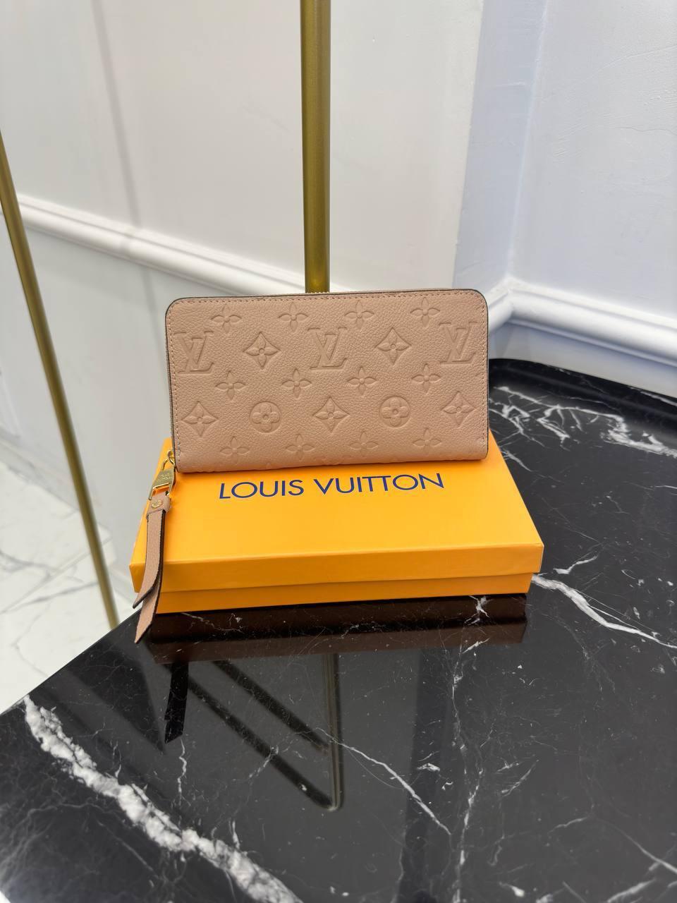 Louis Vuitton Zippy Cüzdan - Glimmer of Luxury