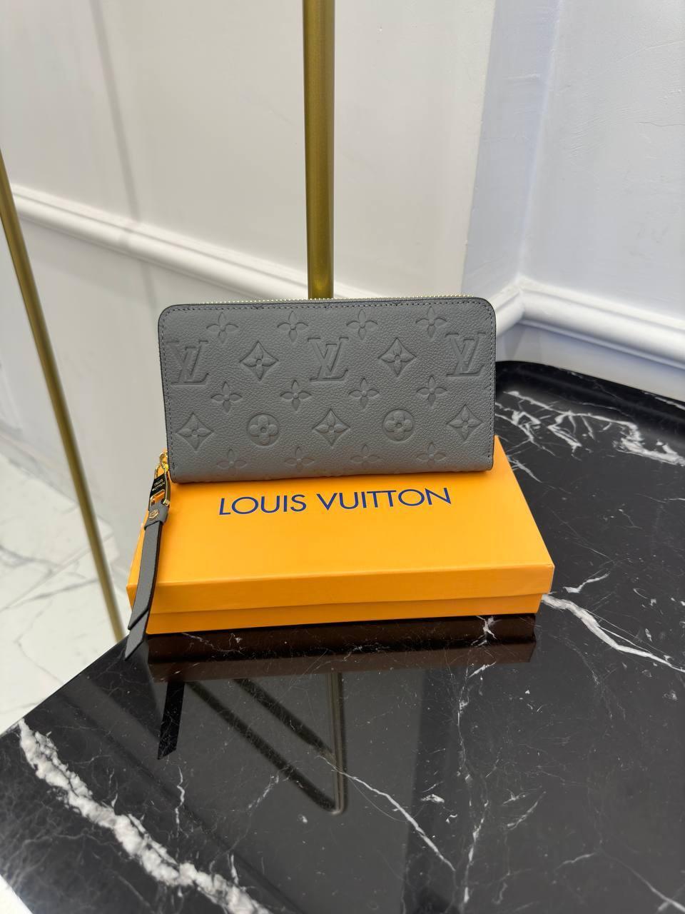 Louis Vuitton Zippy Cüzdan - Glimmer of Luxury