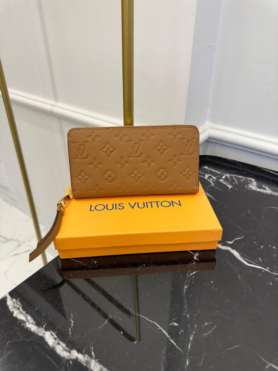 Louis Vuitton Zippy Cüzdan - Glimmer of Luxury