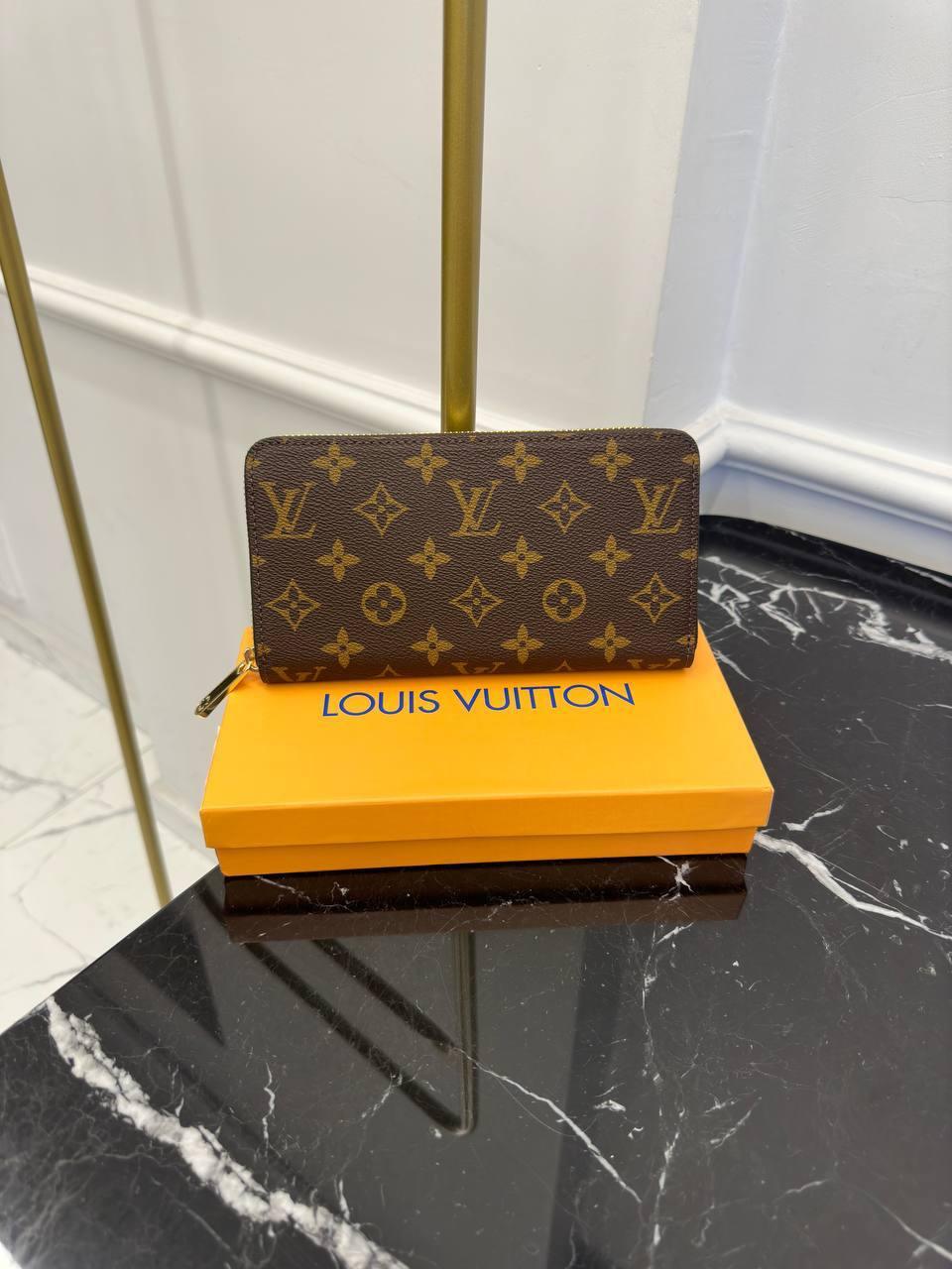 Louis Vuitton Zippy Cüzdan - Glimmer of Luxury