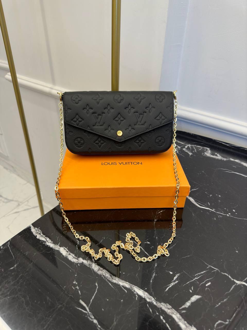 Louis Vuitoon Félicie Pochette Monogram El Çantası - Glimmer of Luxury
