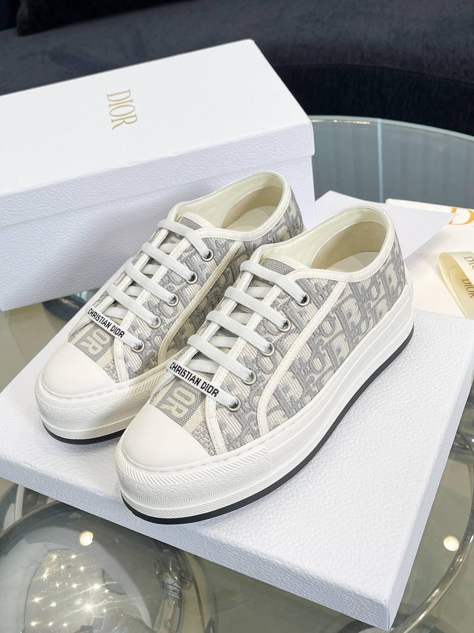 Dior Walk'n'Dior Platform Spor Ayakkabı - Glimmer of Luxury