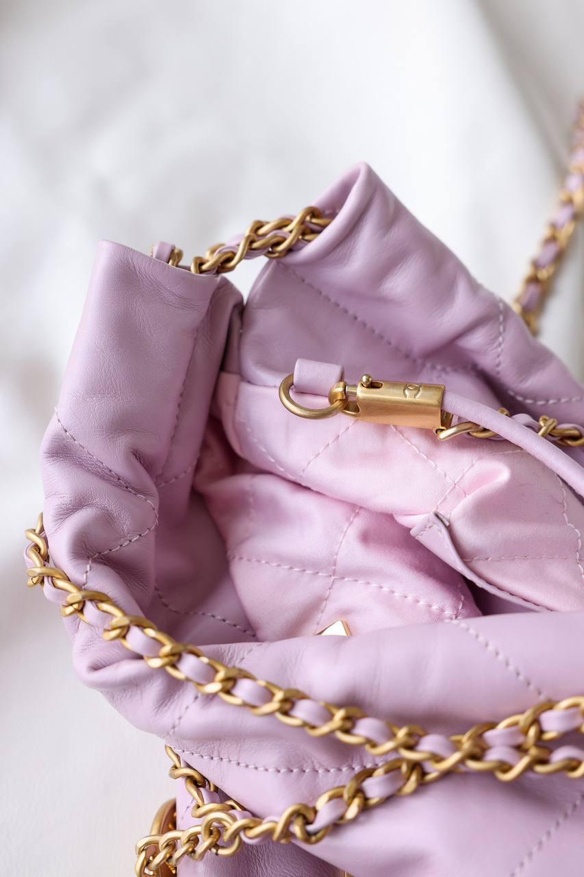 Chanel 22 Mini Çanta - Glimmer of Luxury