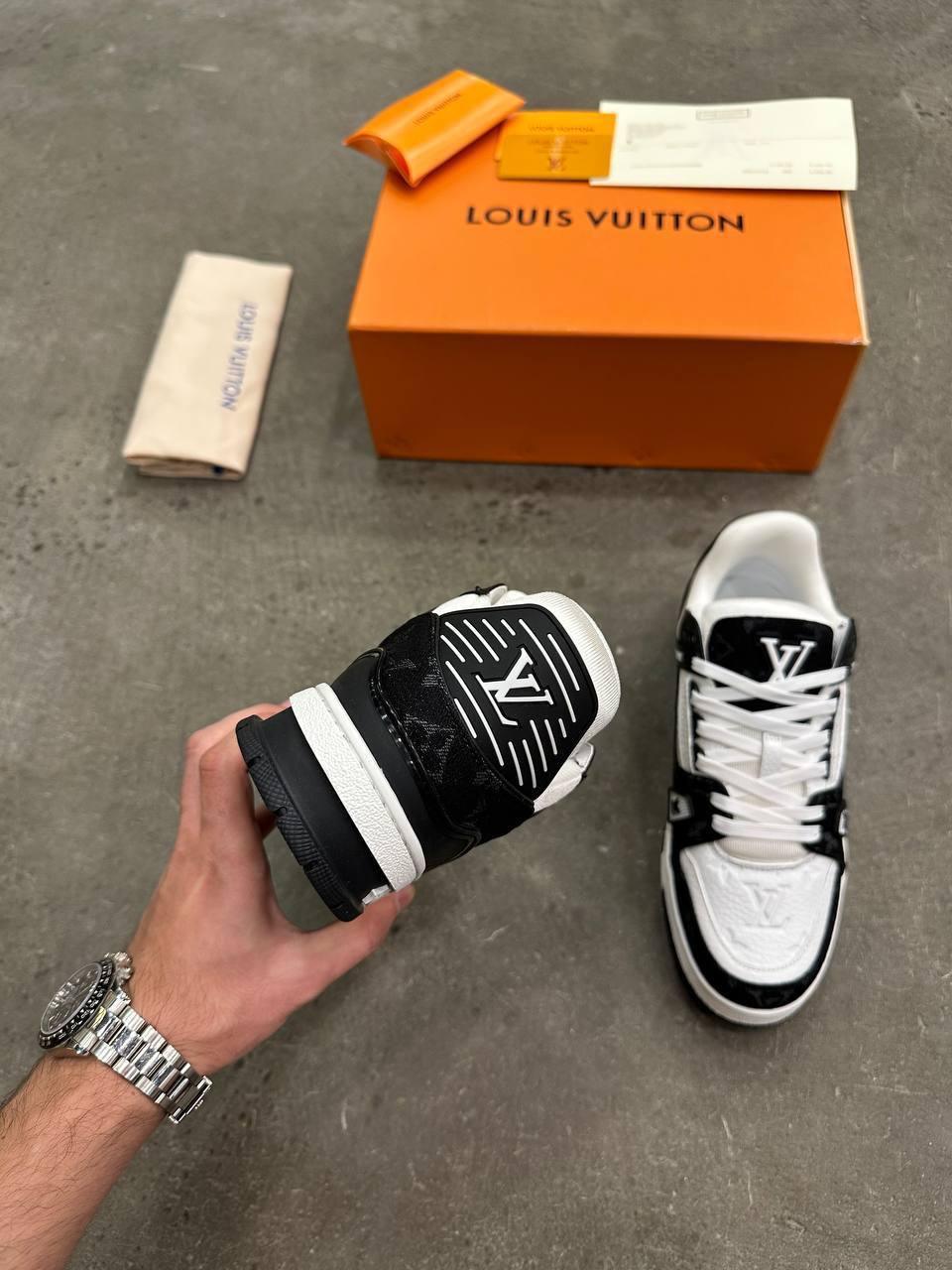 Louis Vuitton Antrenman Ayakkabıları - Glimmer of Luxury