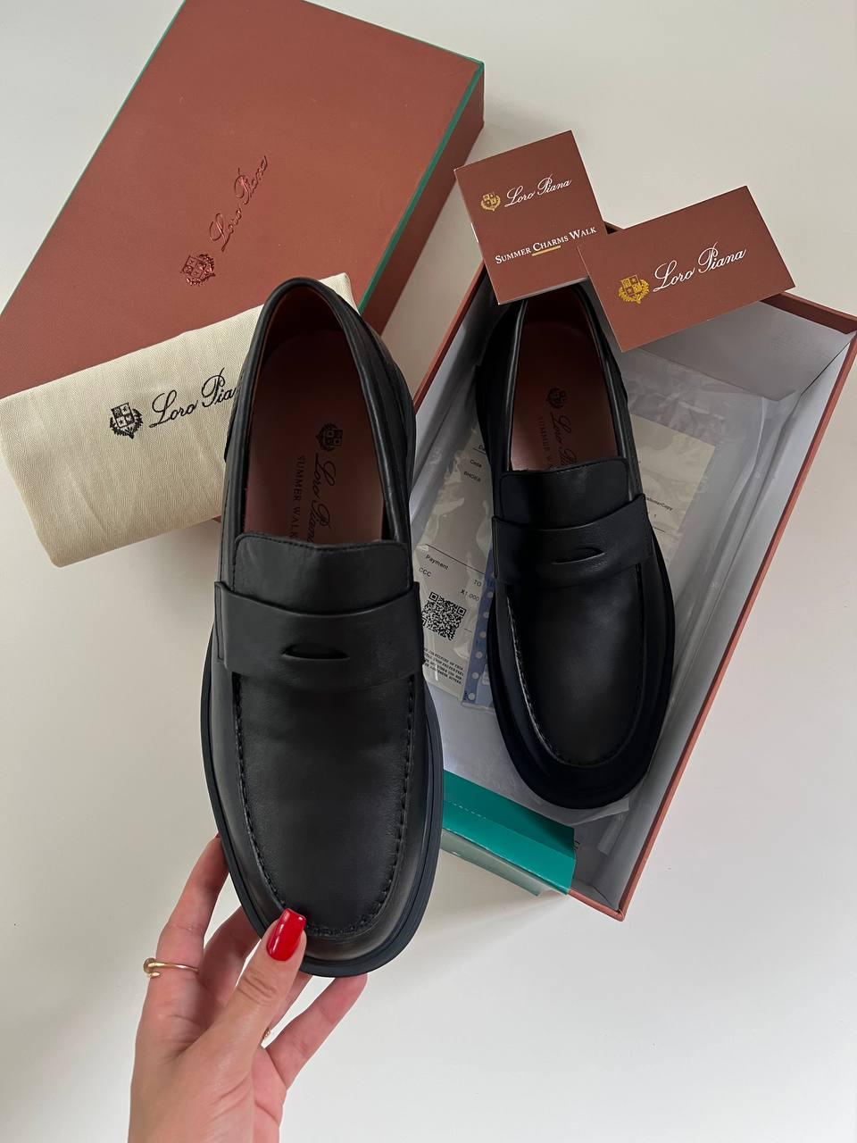 Loro Piana Siyah Loafer - Glimmer of Luxury