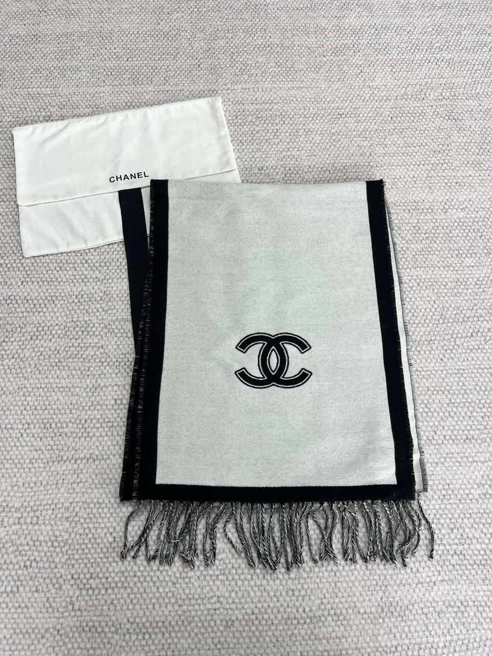 Chanel Atkı - Glimmer of Luxury