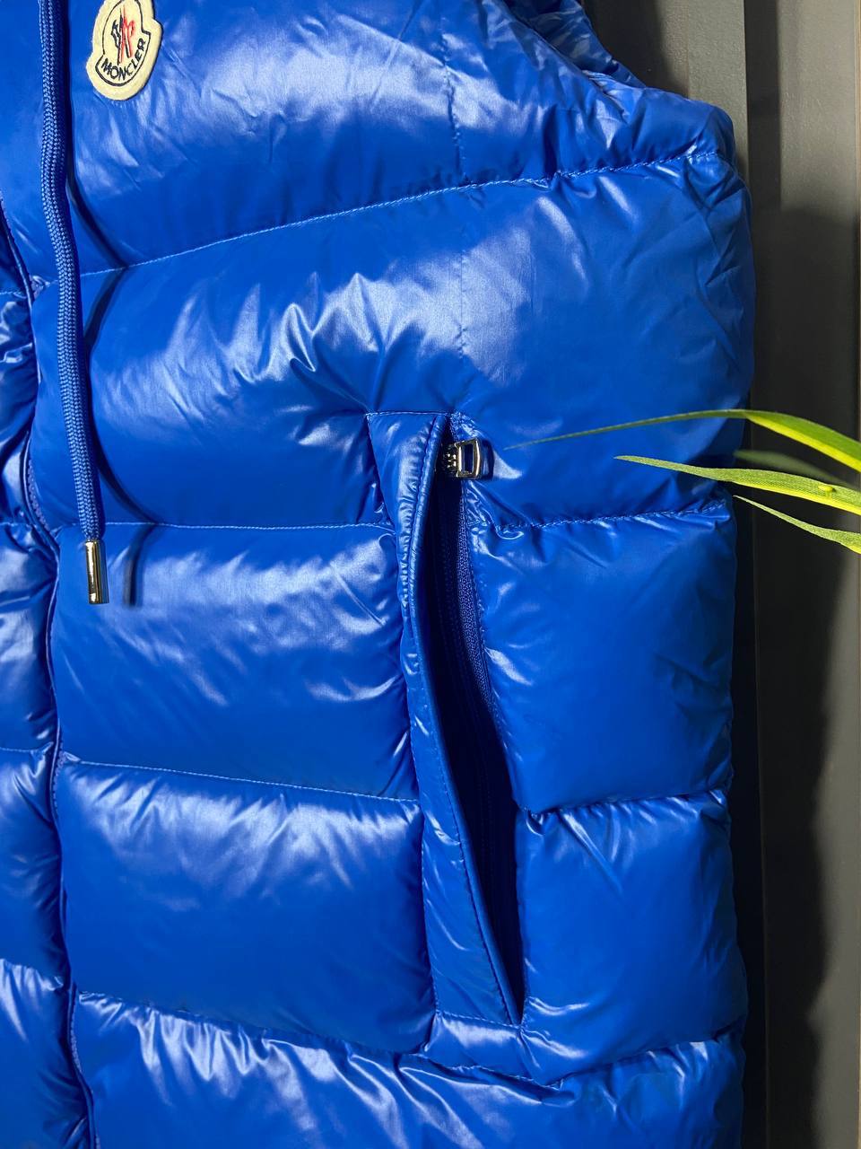 Moncler Kaz Tüyü Dolgulu Yelek - Glimmer of Luxury