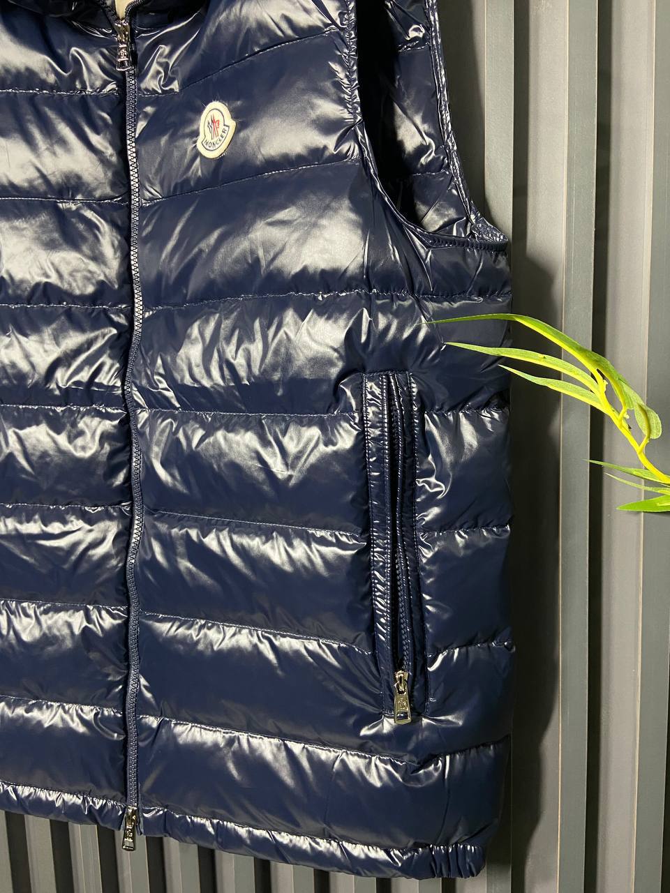 Moncler Kaz Tüyü Dolgulu Yelek - Glimmer of Luxury