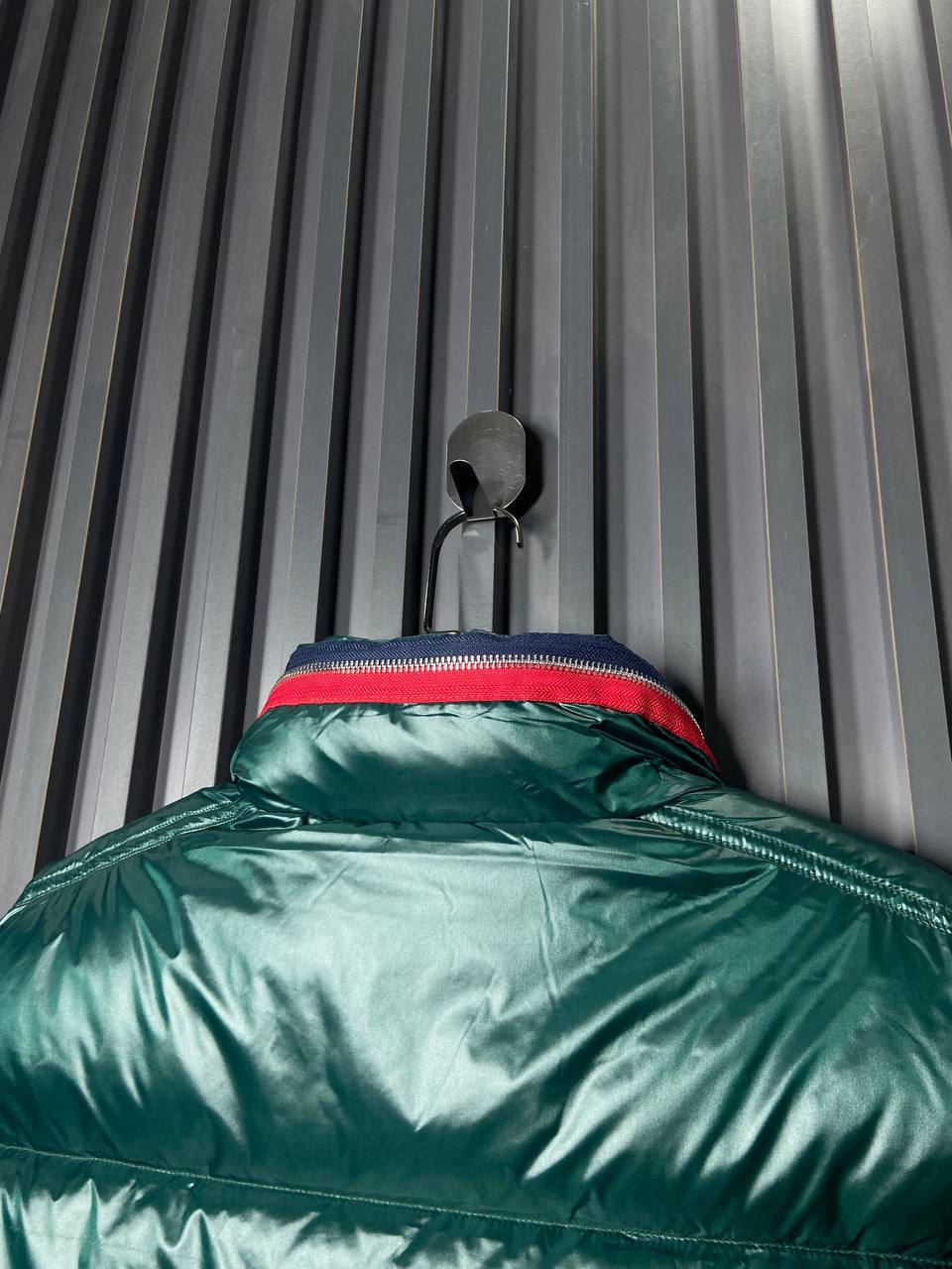 Moncler Kaz Tüyü Dolgulu Yelek - Glimmer of Luxury