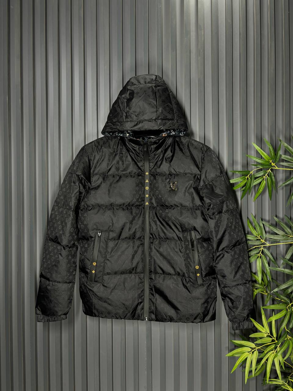 LV Erkek Mont - Glimmer of Luxury