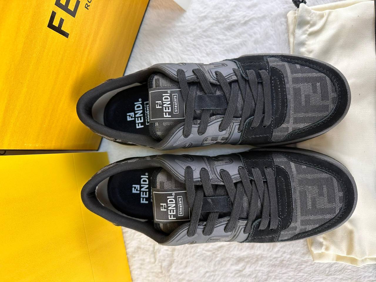 Fendi FF Erkek Match Sneaker - Glimmer of Luxury