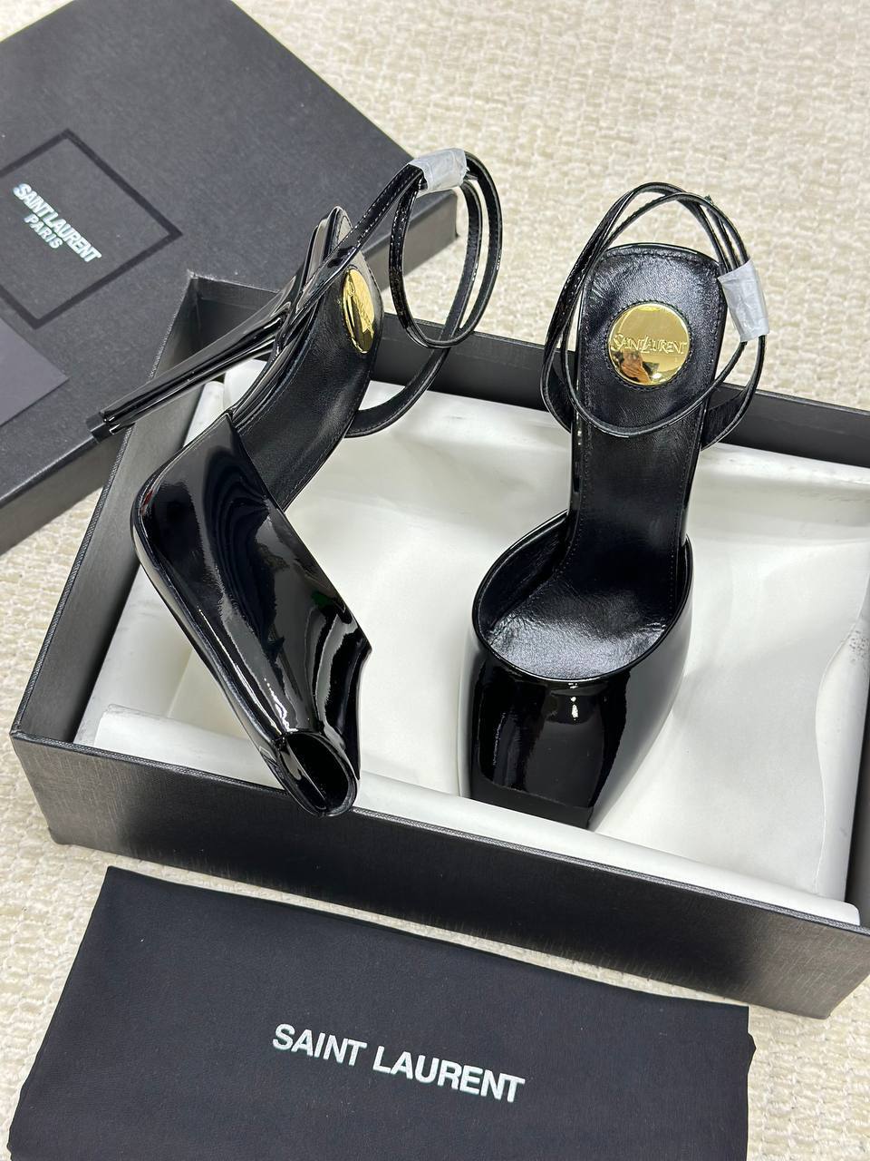 Saint Laurent La Scandale Heeled Patent