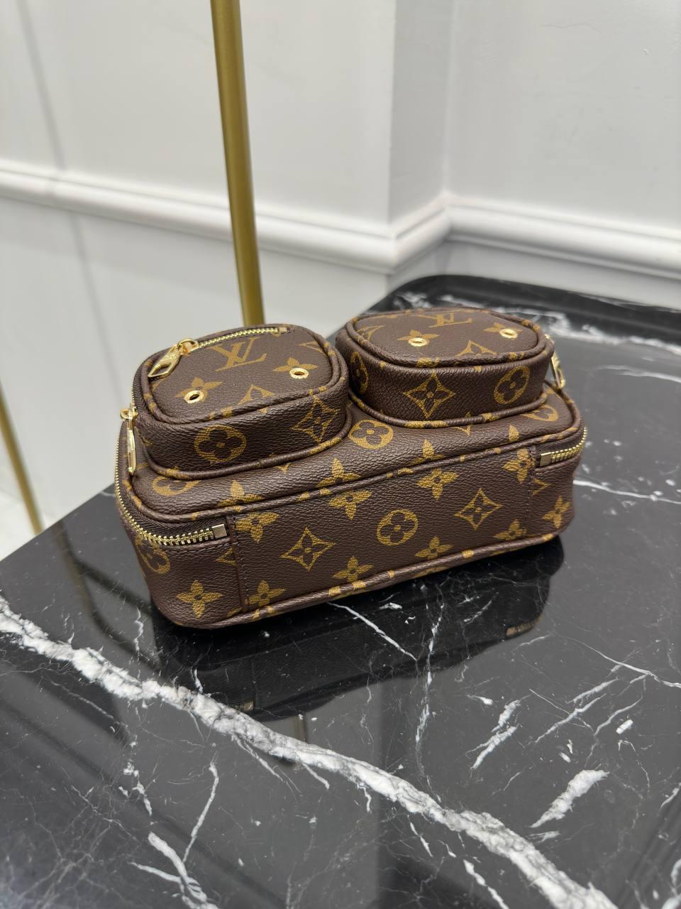 Louis Vuitton Çapraz Utility Deri Çanta - Glimmer of Luxury