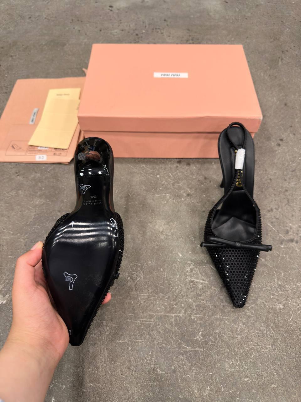 Miu Miu Topuklu Ayakkabı - Glimmer of Luxury