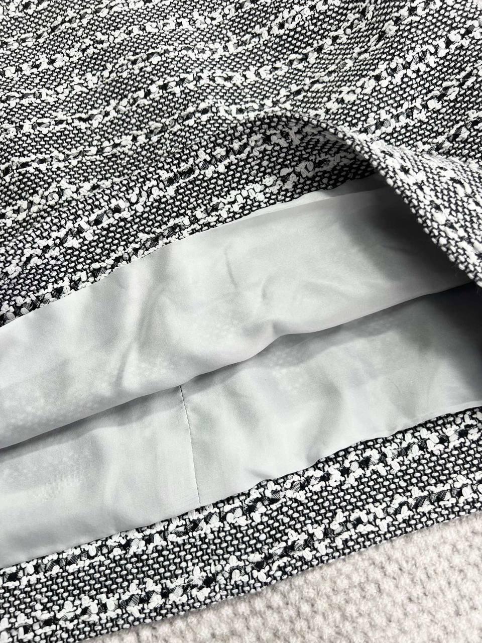 Chanel Orta Uzunlukta Gri Etek - Glimmer of Luxury