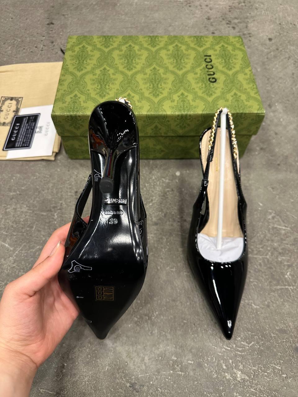 Gucci Signoria Askılı Topuklu Ayakkabı - Glimmer of Luxury