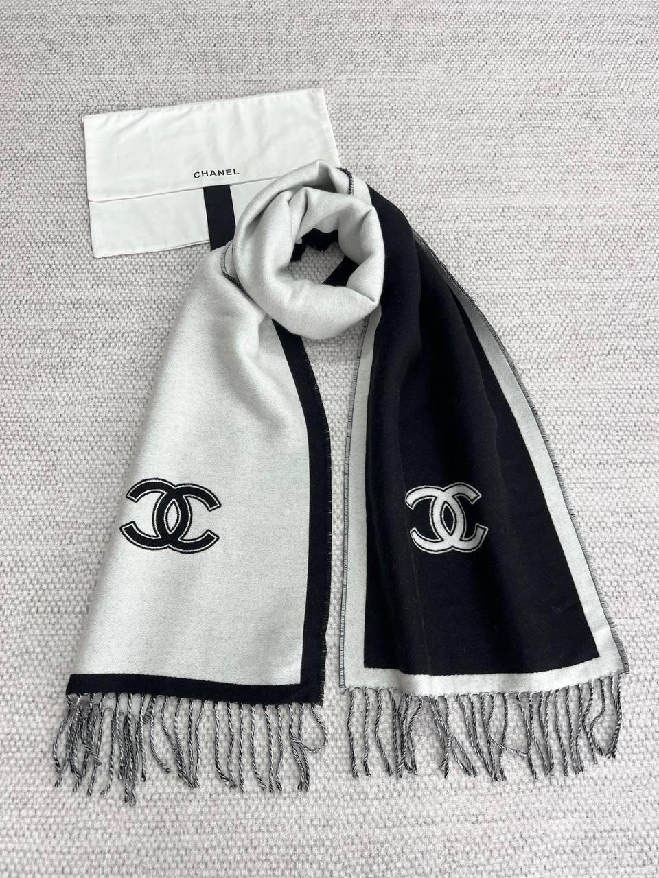 Chanel Atkı - Glimmer of Luxury