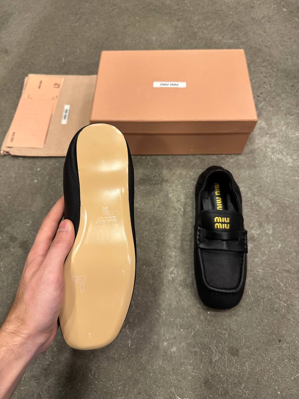 Miu Miu Nappa Deri Loaferler - Glimmer of Luxury