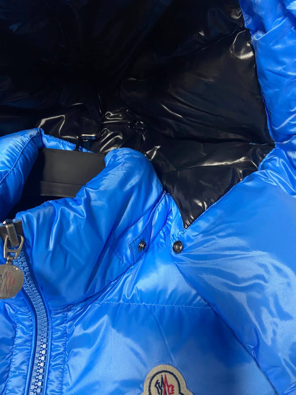 Moncler Kaz Tüyü Dolgulu Yelek - Glimmer of Luxury