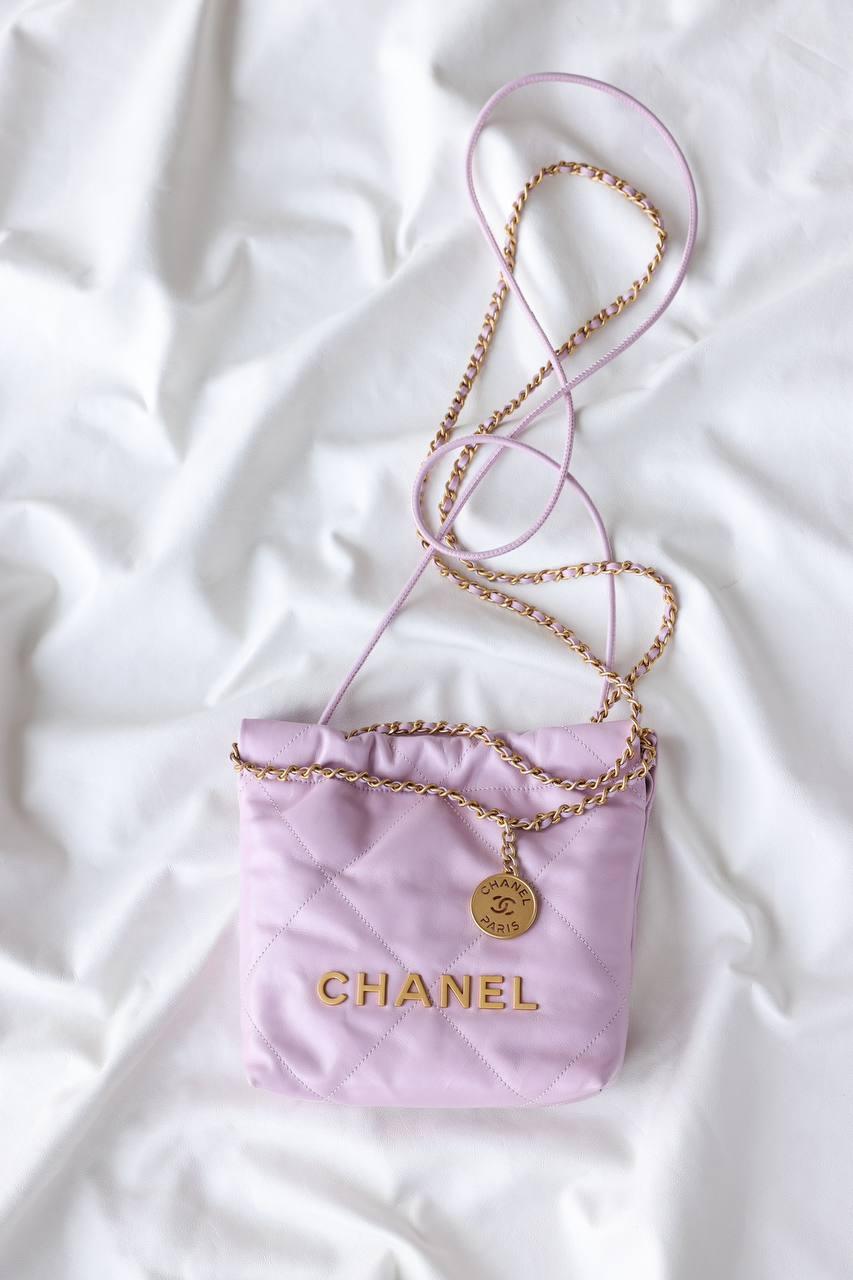 Chanel 22 Mini Çanta - Glimmer of Luxury
