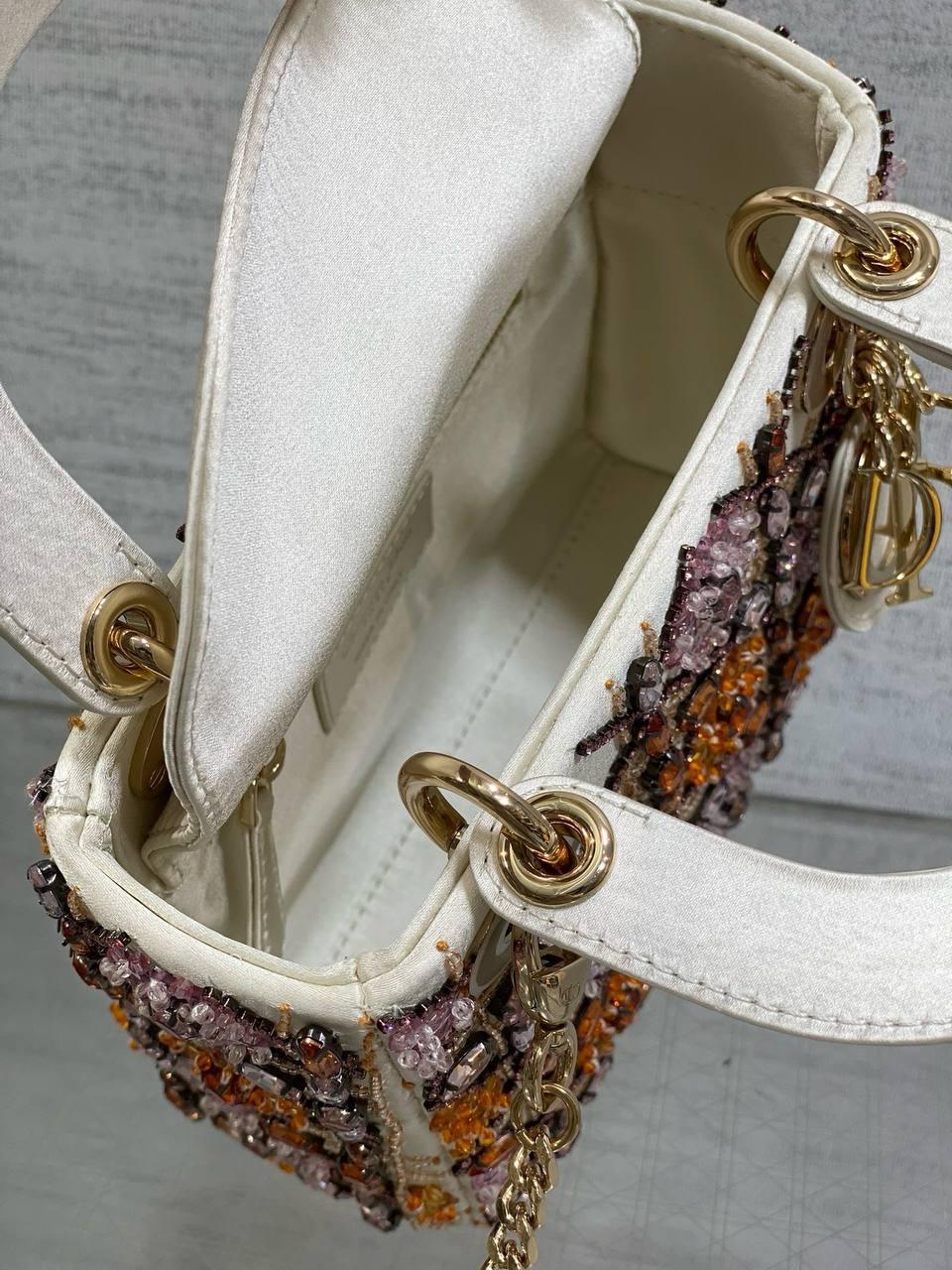 Christian Dior Mini Lady Sınırlı Sürüm - Glimmer of Luxury