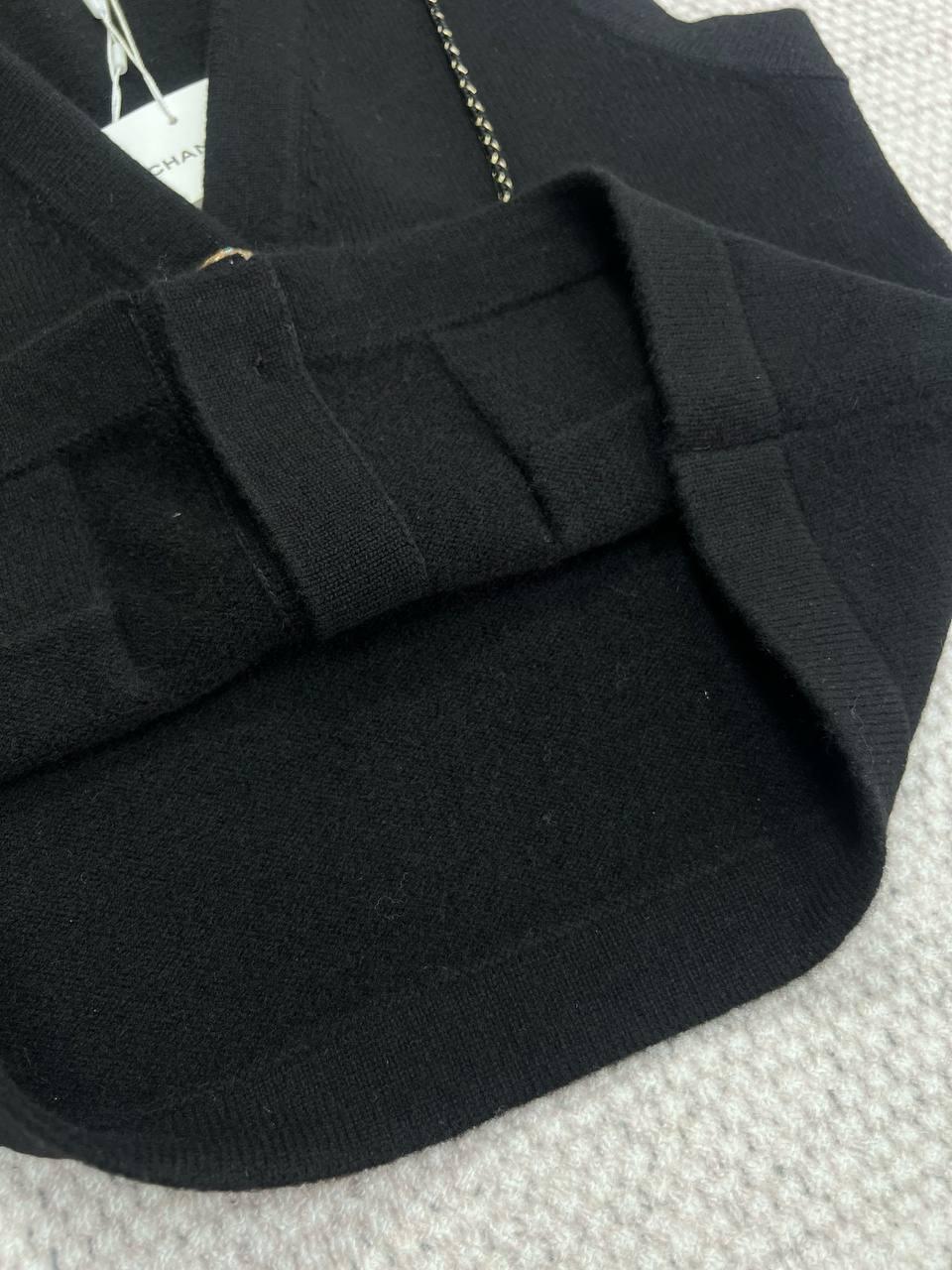 Chanel Siyah Kaşmir Yelek - Glimmer of Luxury