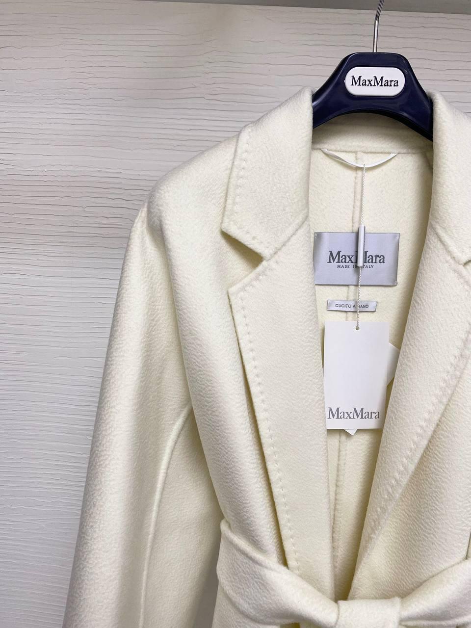 Max Mara Beli Kuşaklı Kaşmir Kaban (Copy) - Glimmer of Luxury