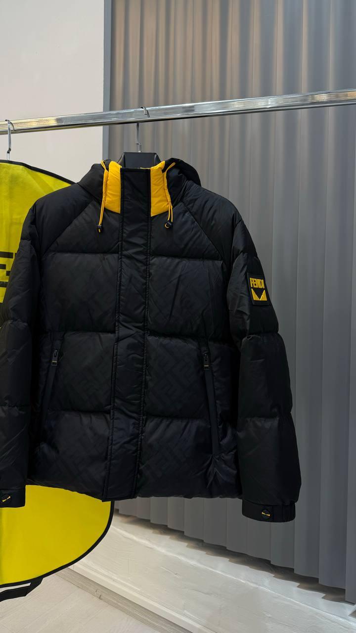 Fendi S24 Erkek Montu - Glimmer of Luxury