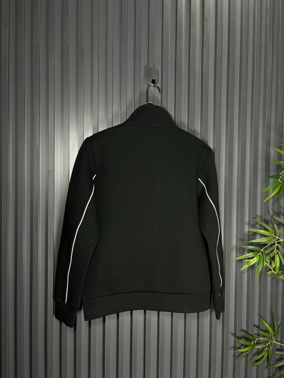 Prada S25 Erkek Eşofman Takımı - Glimmer of Luxury