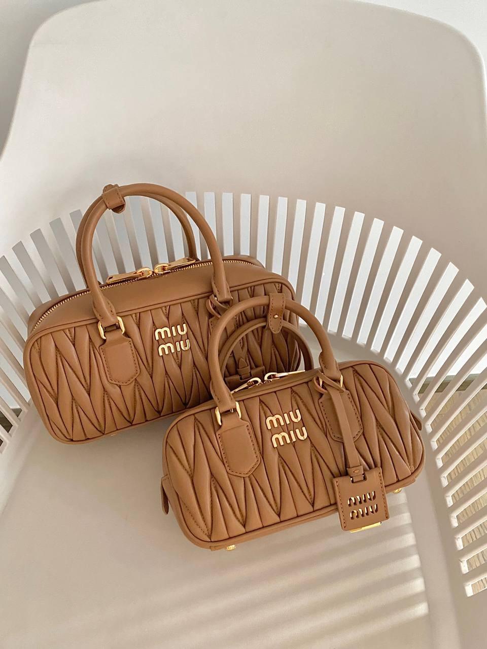 Miu Miu Arcadie Matelassé Nappa Deri Çanta - Glimmer of Luxury