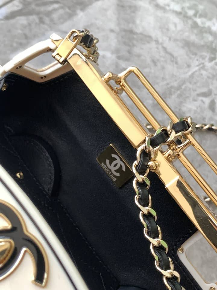 Chanel Minyatür Mini Van Çanta - Glimmer of Luxury