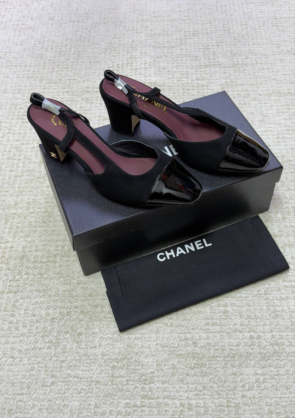 Chanel Patent Leather Closed Toe CC Slingback Shoes 2025